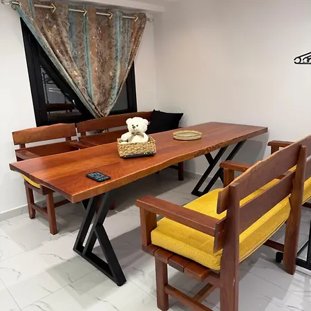 Happy Stayy Apartman Patza-Kuqani